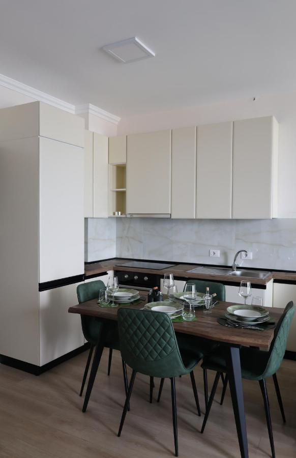 Appartamento Absolut Vollga Durrës Esterno foto